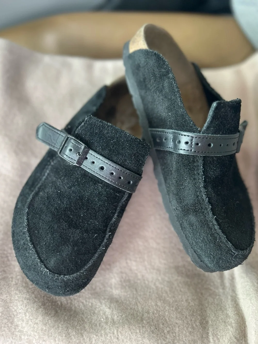 Birkenstock Kids Black Suede Clogs with Buckle Strap size 4(35) narrow fit
